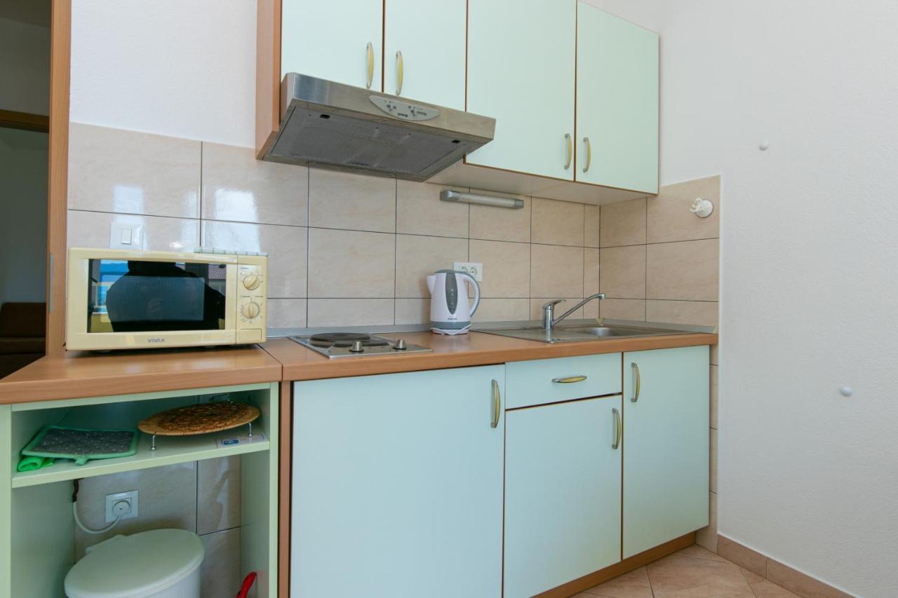 Apartments By The Sea Igrane, Makarska - 20014 ภายนอก รูปภาพ